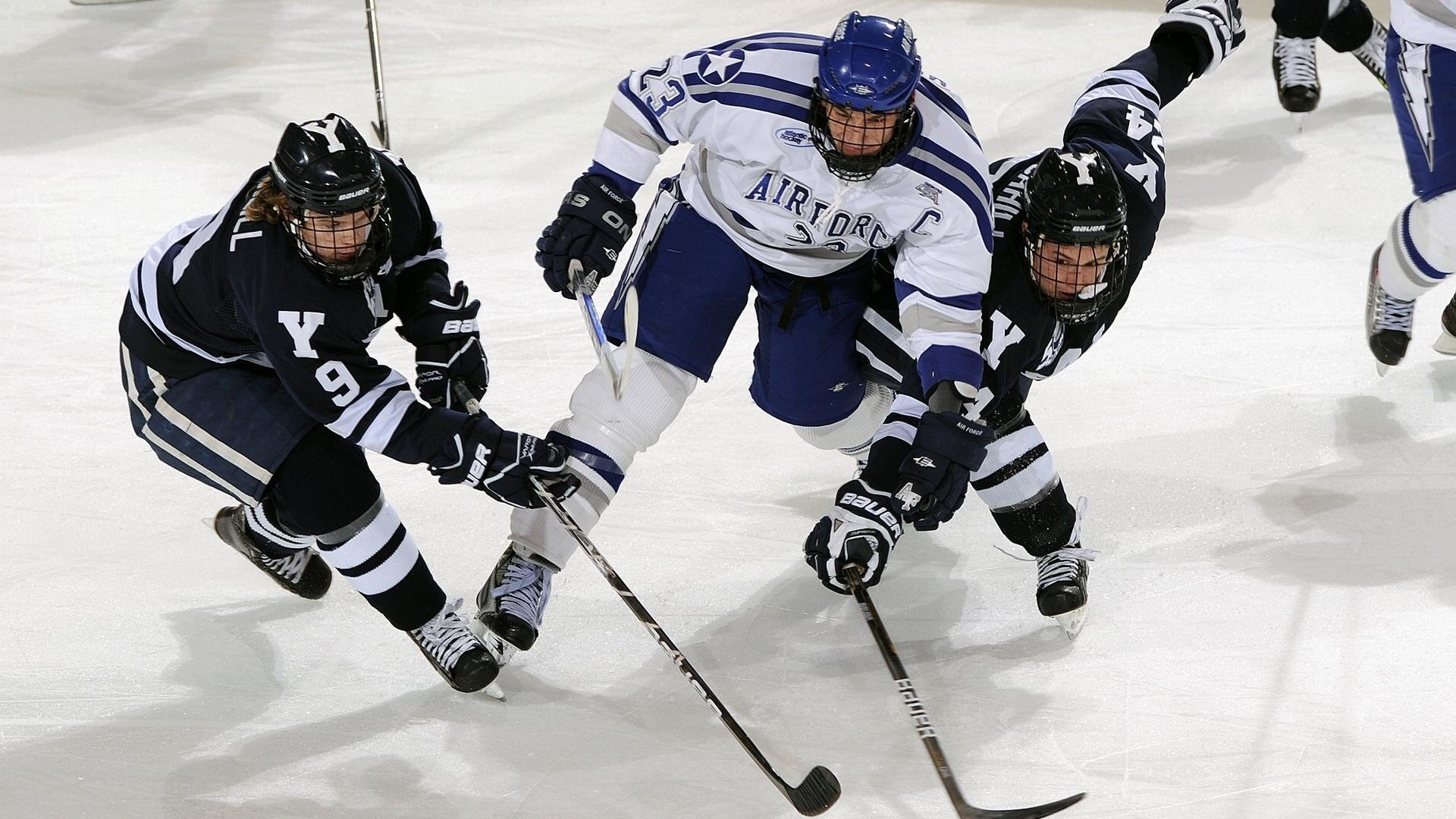 巴尔：以强大的防守和出色的跑位，成为全黑队中场不可或缺的一员